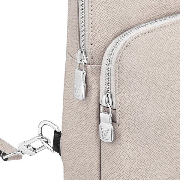 【ルイヴィトン】アヴェニュースリングバッグ コピー レザー 2色 M30803